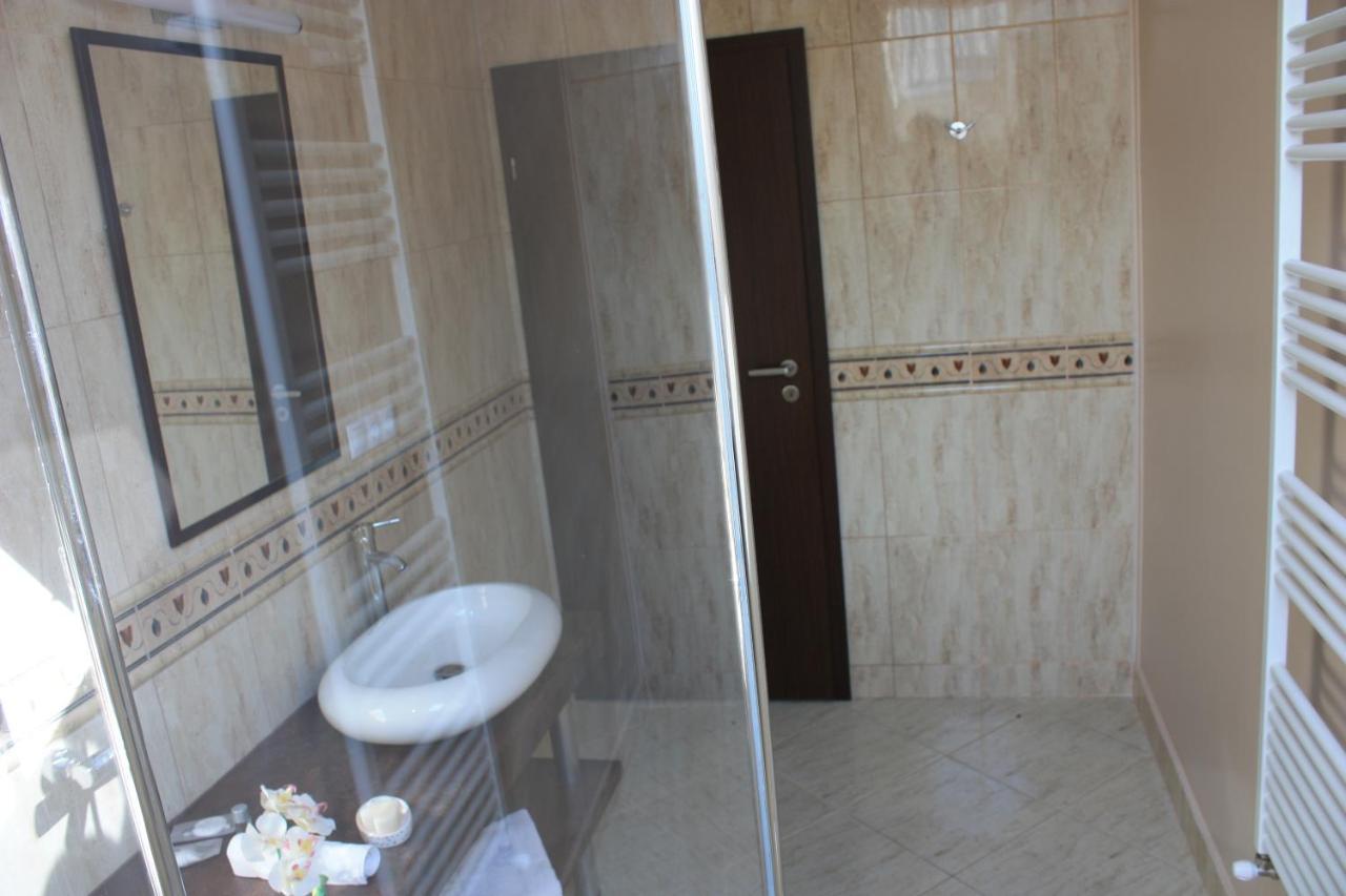 Hotel Silva House à Deva Extérieur photo